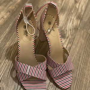 Cushion Walk By Avon